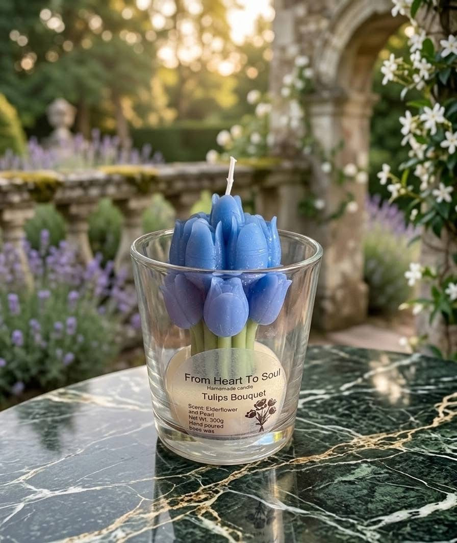 Tulips boutique candle